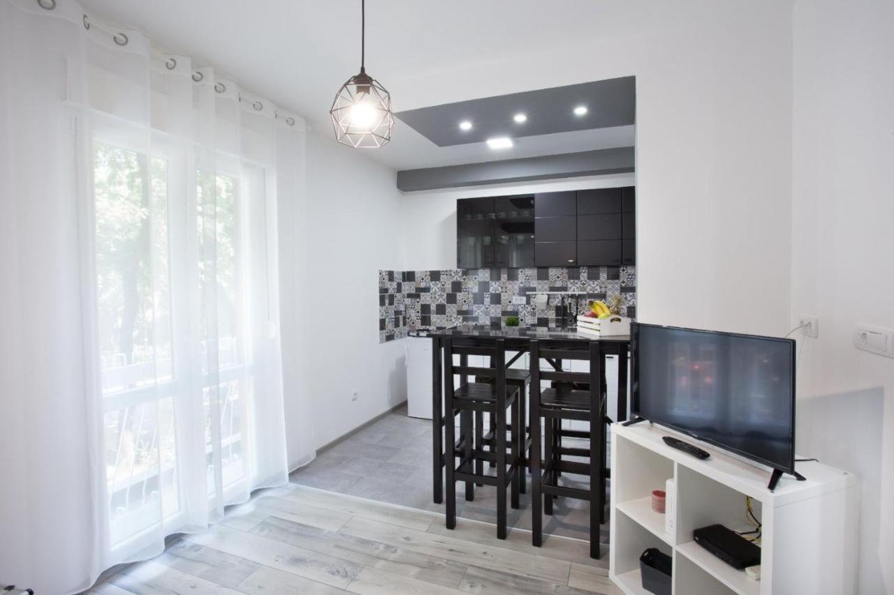 Apartman Petres Sombor Exterior photo