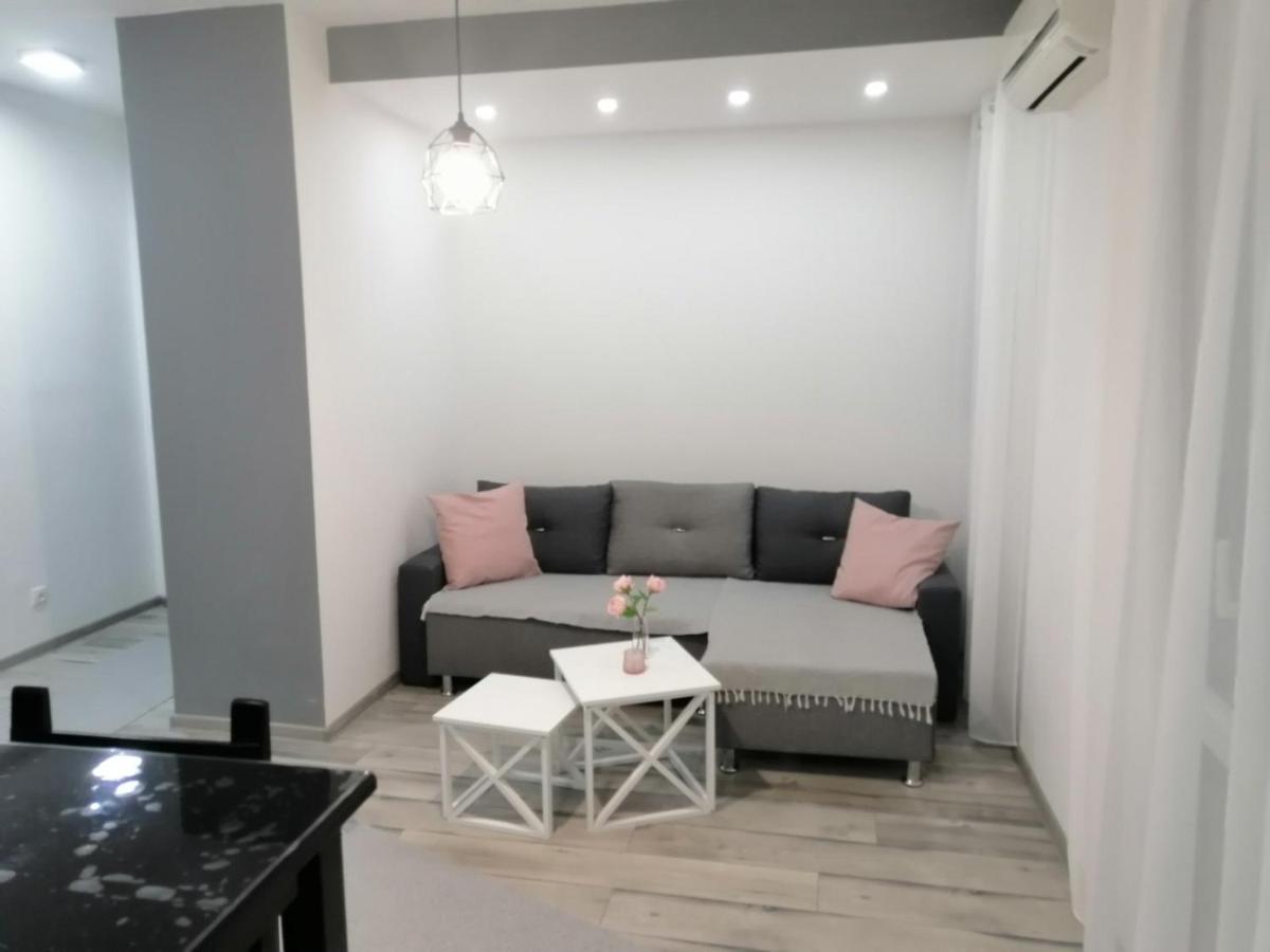 Apartman Petres Sombor Exterior photo