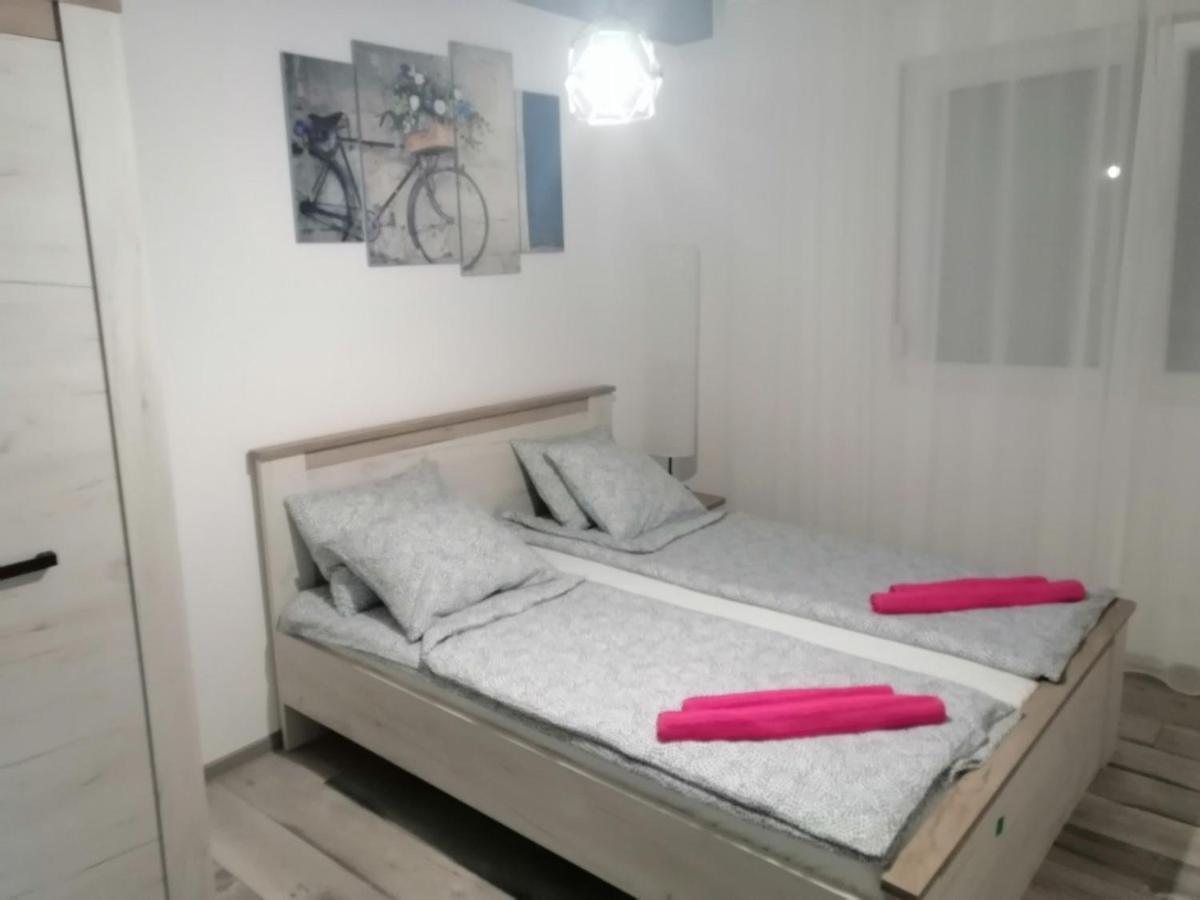 Apartman Petres Sombor Exterior photo