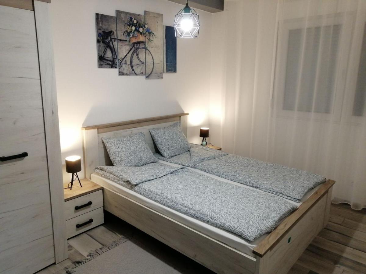 Apartman Petres Sombor Exterior photo