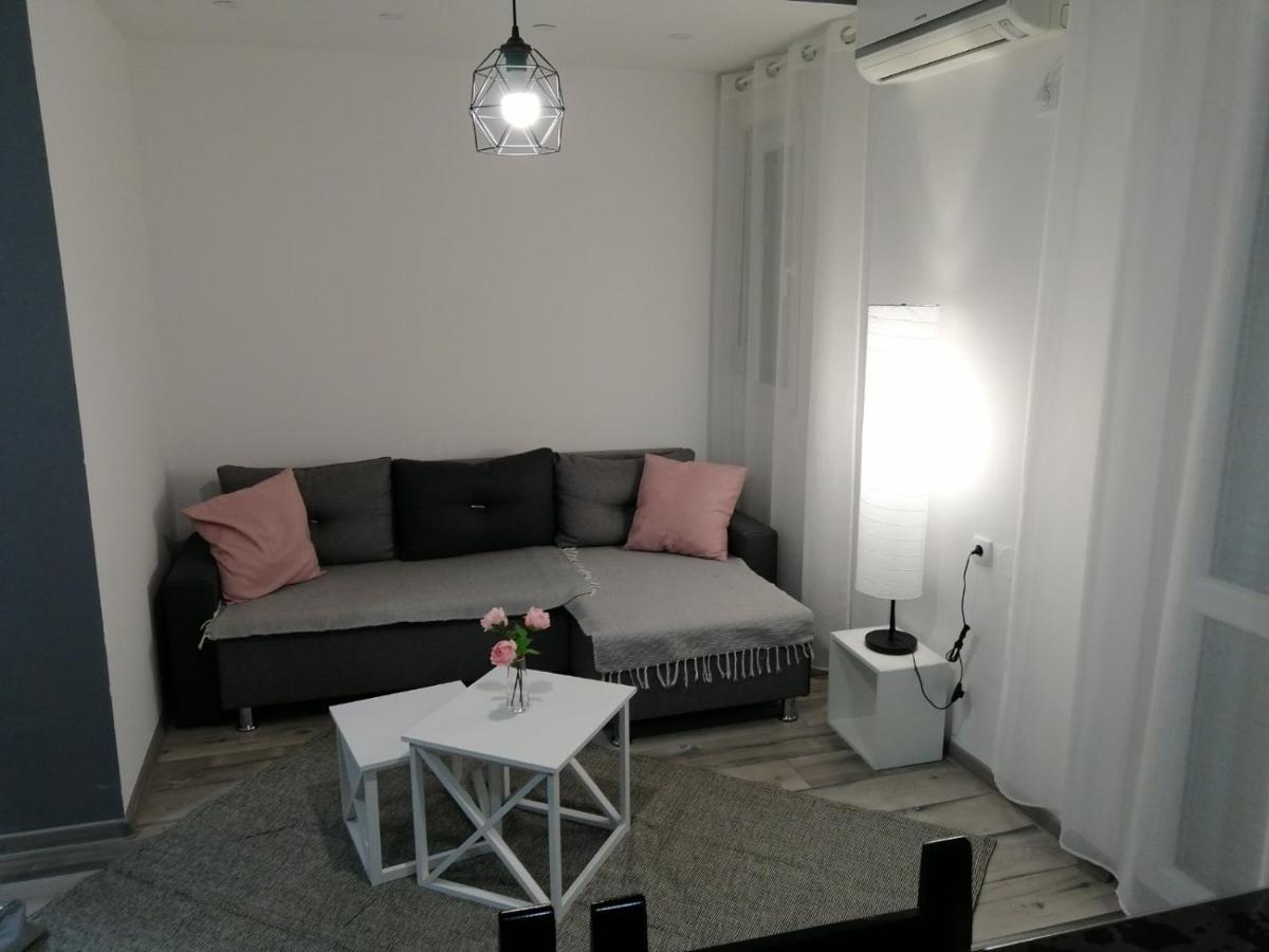 Apartman Petres Sombor Exterior photo