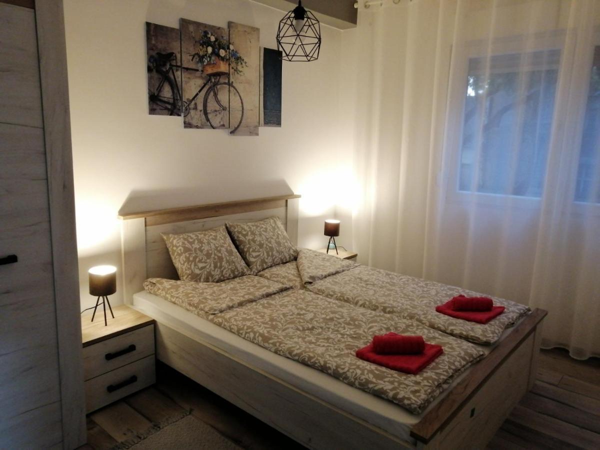 Apartman Petres Sombor Exterior photo